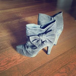 Gianni Bono Ankle Booties 8.5